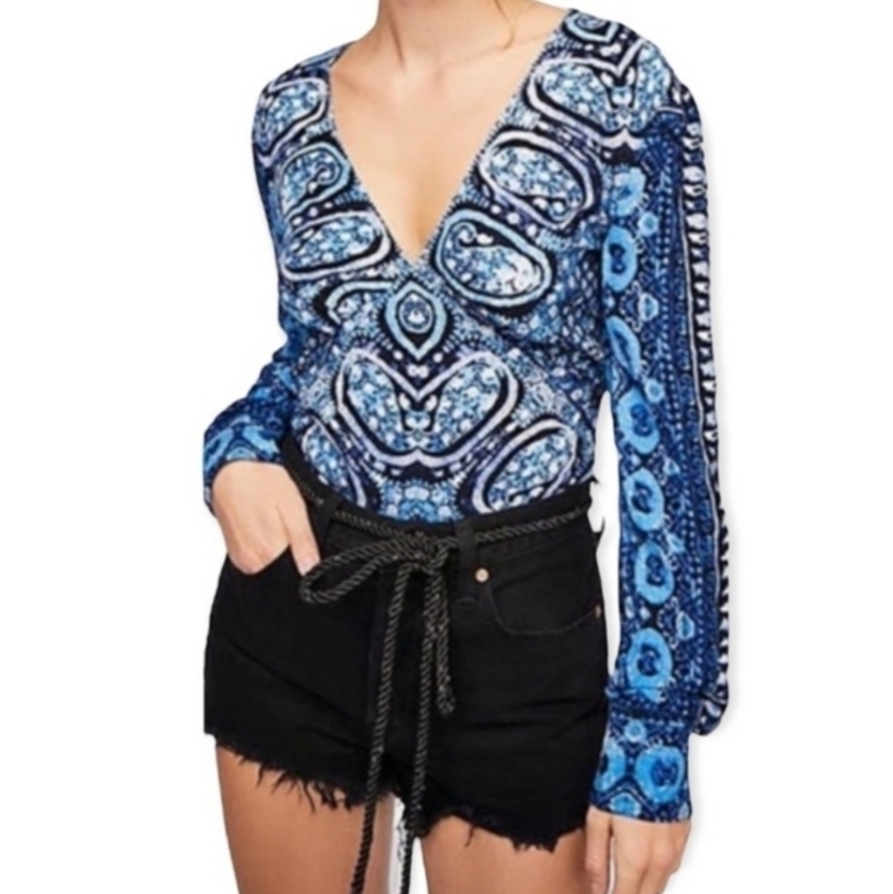 Free People Blue Wild & Free Cropped Blouse XS